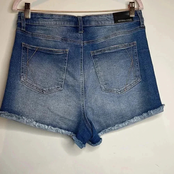 Kendall & Kylie Denim Shorts - Picture 6 of 7